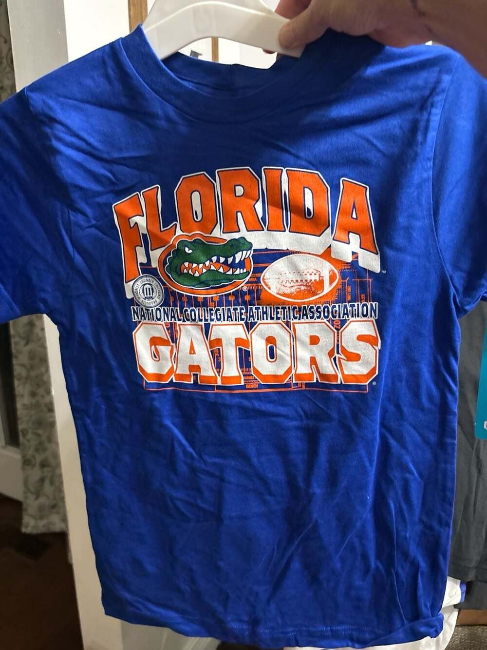 Gen 2 Florida Gators NCAA Football Boys T-Shirt Size S 6/7